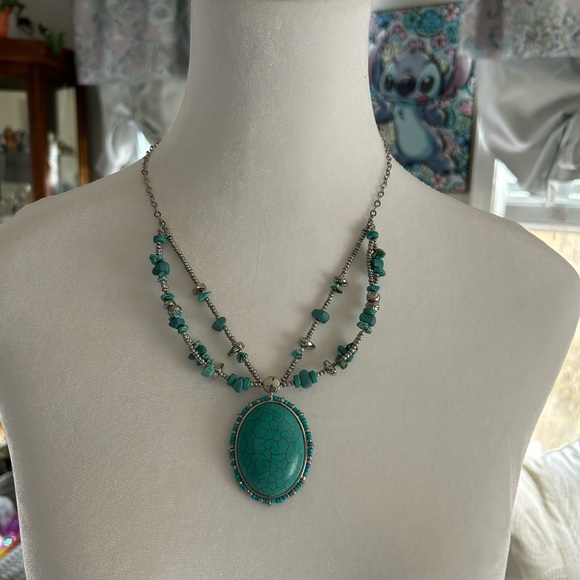 Chico’s Blue / Turquoise & Silver Tone Chain Beaded Necklace - Picture 2 of 3